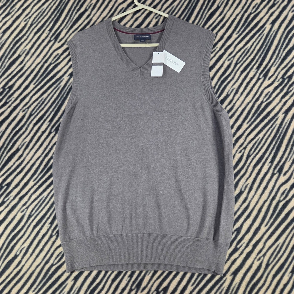 NWT Banana Republic Silk Cashmere V-Neck Sweater Vest Pastel Brown Mens Large